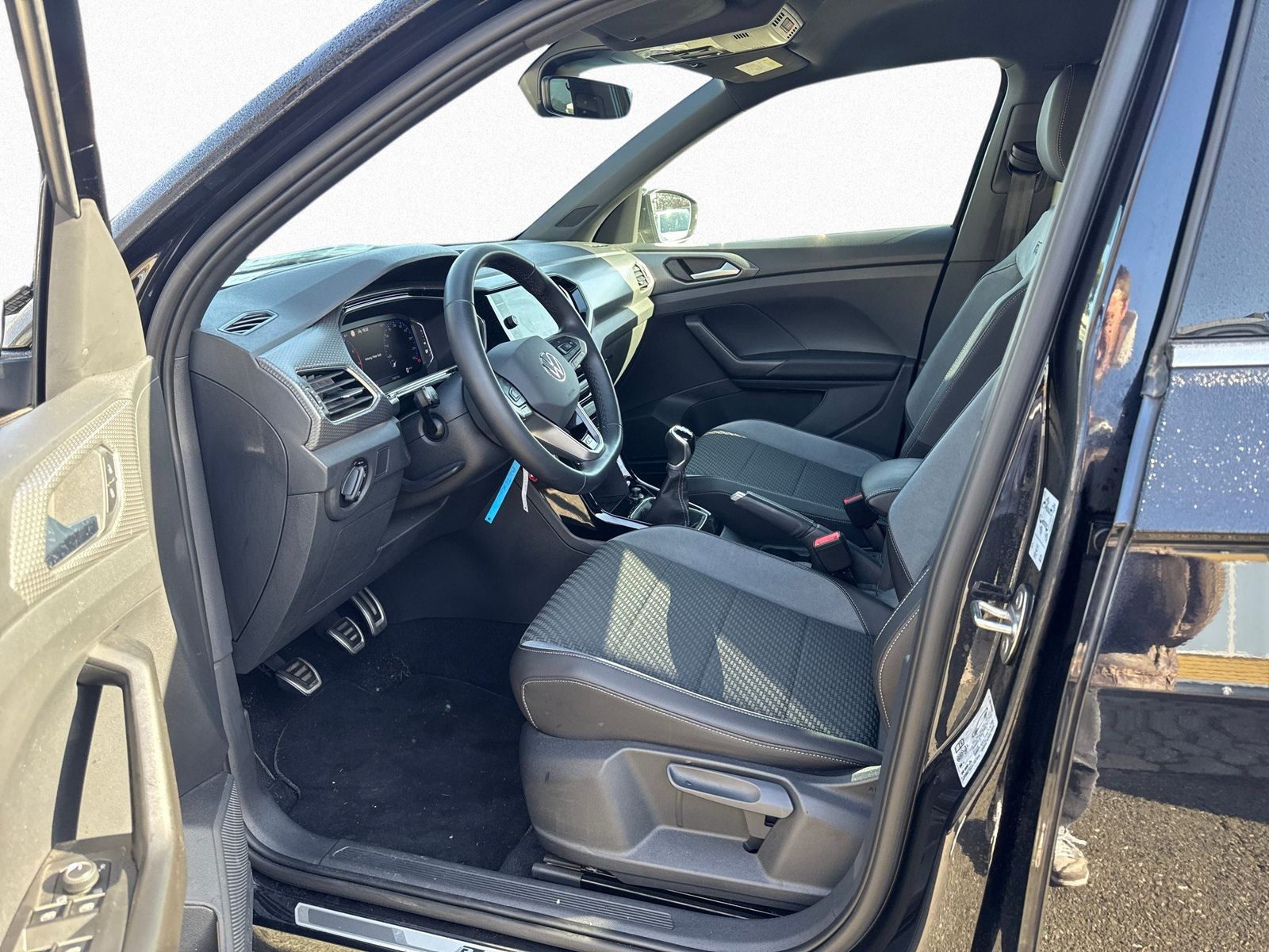 Volkswagen T-Cross - Bild 13