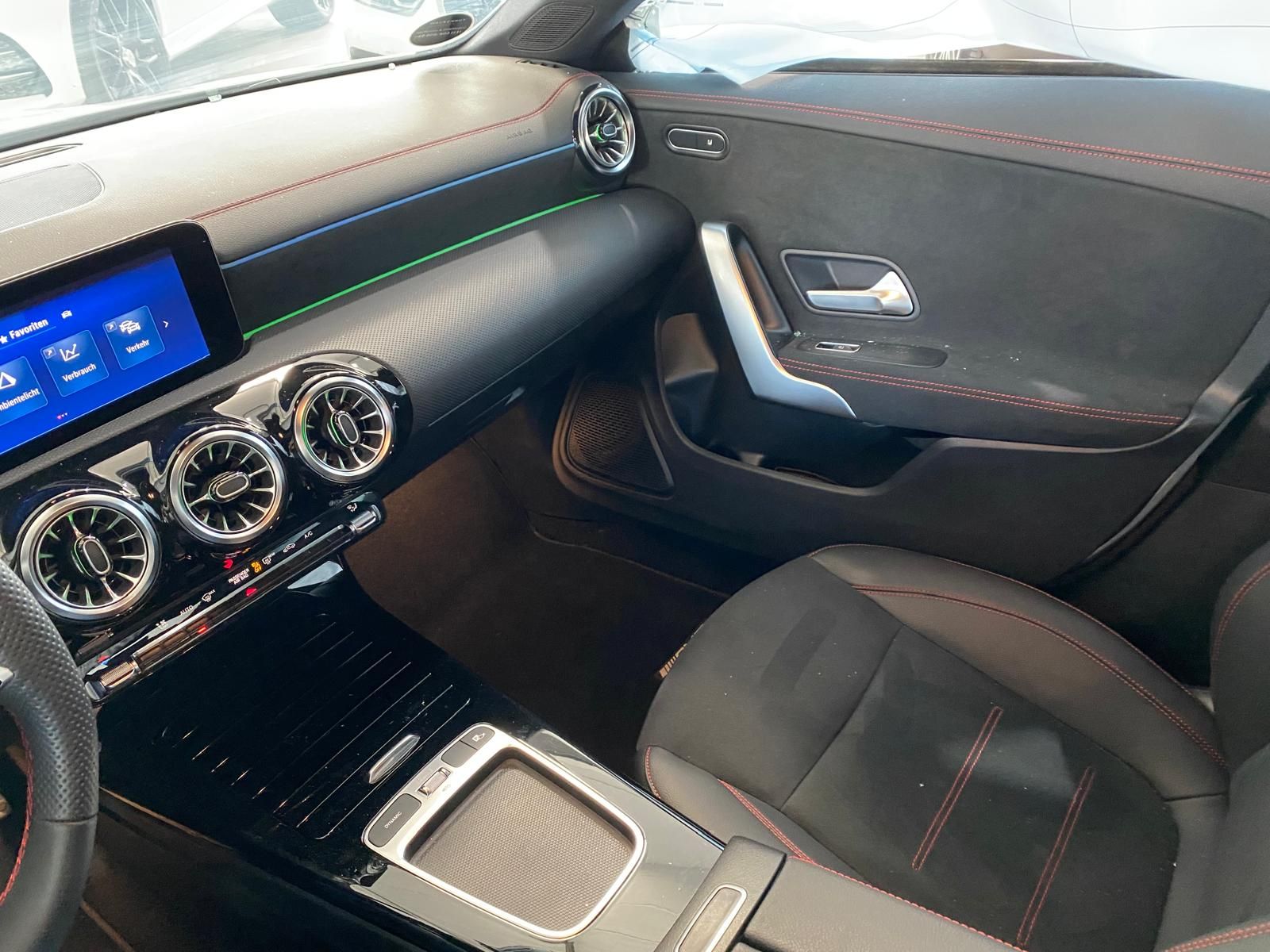 Fahrzeugabbildung Mercedes-Benz CLA 220 Shooting Brake d AMG Advanced Plus/AHK/