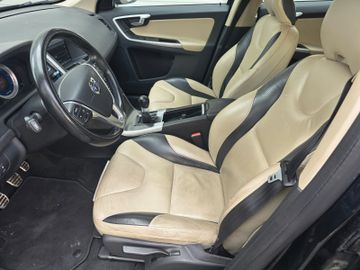 Volvo XC60 - 10