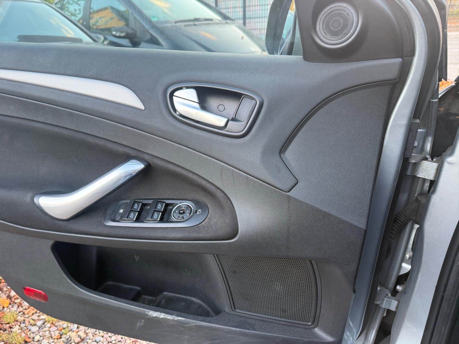 Ford Mondeo 2006 — photo 15