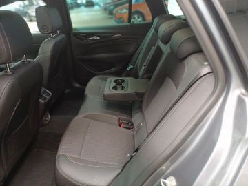 Opel Insignia - 7
