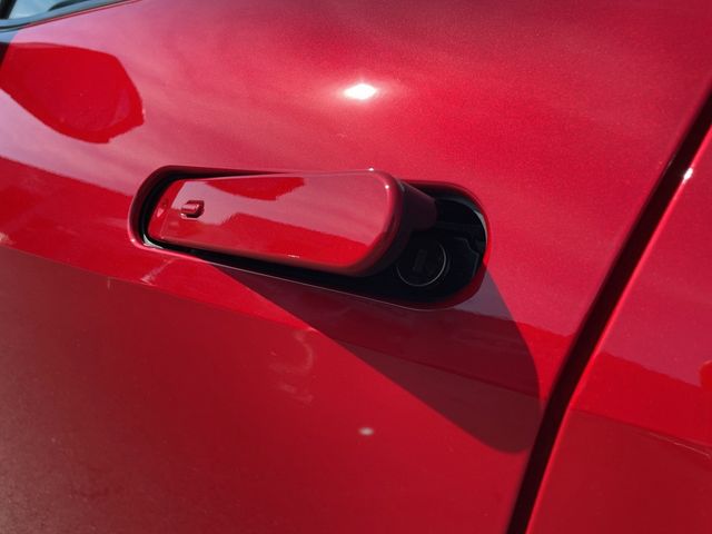 Toyota C-HR 2.0 Plug-In Hybrid Team D *2xPDC*LED*elHKL*