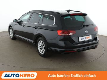 Volkswagen Passat - 4