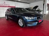 Volvo V60 Kombi Momentum Pro - Volvo V60 mit Panoramadach