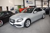 Mercedes-Benz E 200 Limousine **Panorama** 1 Hand ** - Mercedes-Benz E 200 in Duisburg