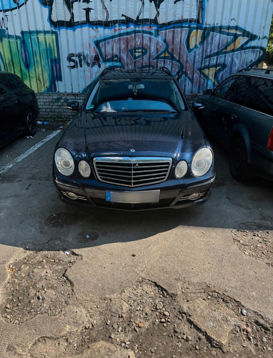 Mercedes-Benz E220, 2006