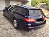 Mercedes-Benz E 220d T AMG Line,Widescreen,8-Fach, - Mercedes-Benz E 220 mit Diesel-Antrieb: Blau