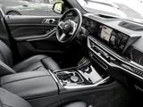 BMW X7 xDrive40d M SPORT PRO+HuD+H/K+DA PROF+SHZ V u - BMW 7-Sitzer