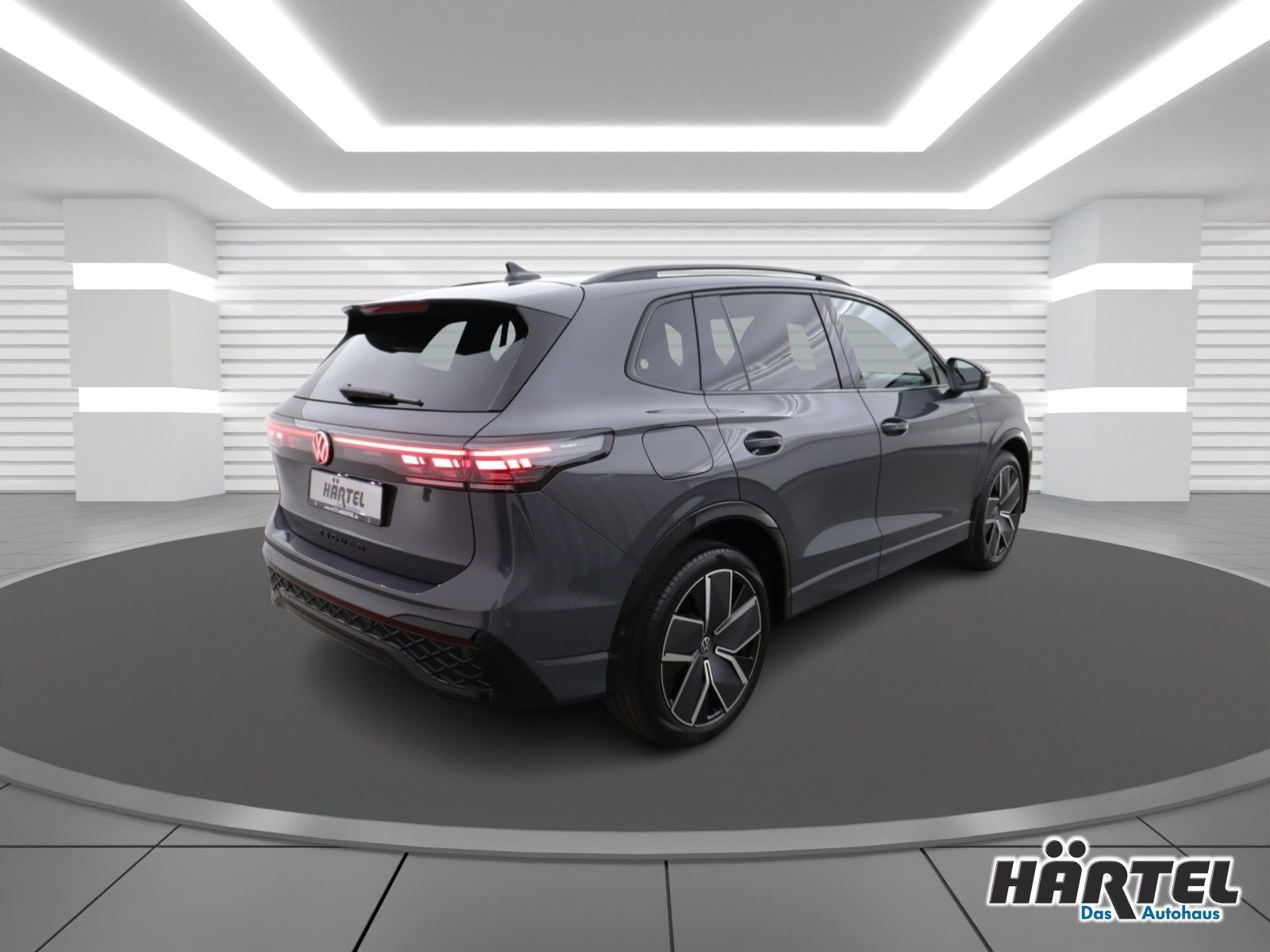 Volkswagen TIGUAN R-LINE BLACK STYLE 1.5 ETSI DSG Bluetooth imagem 3