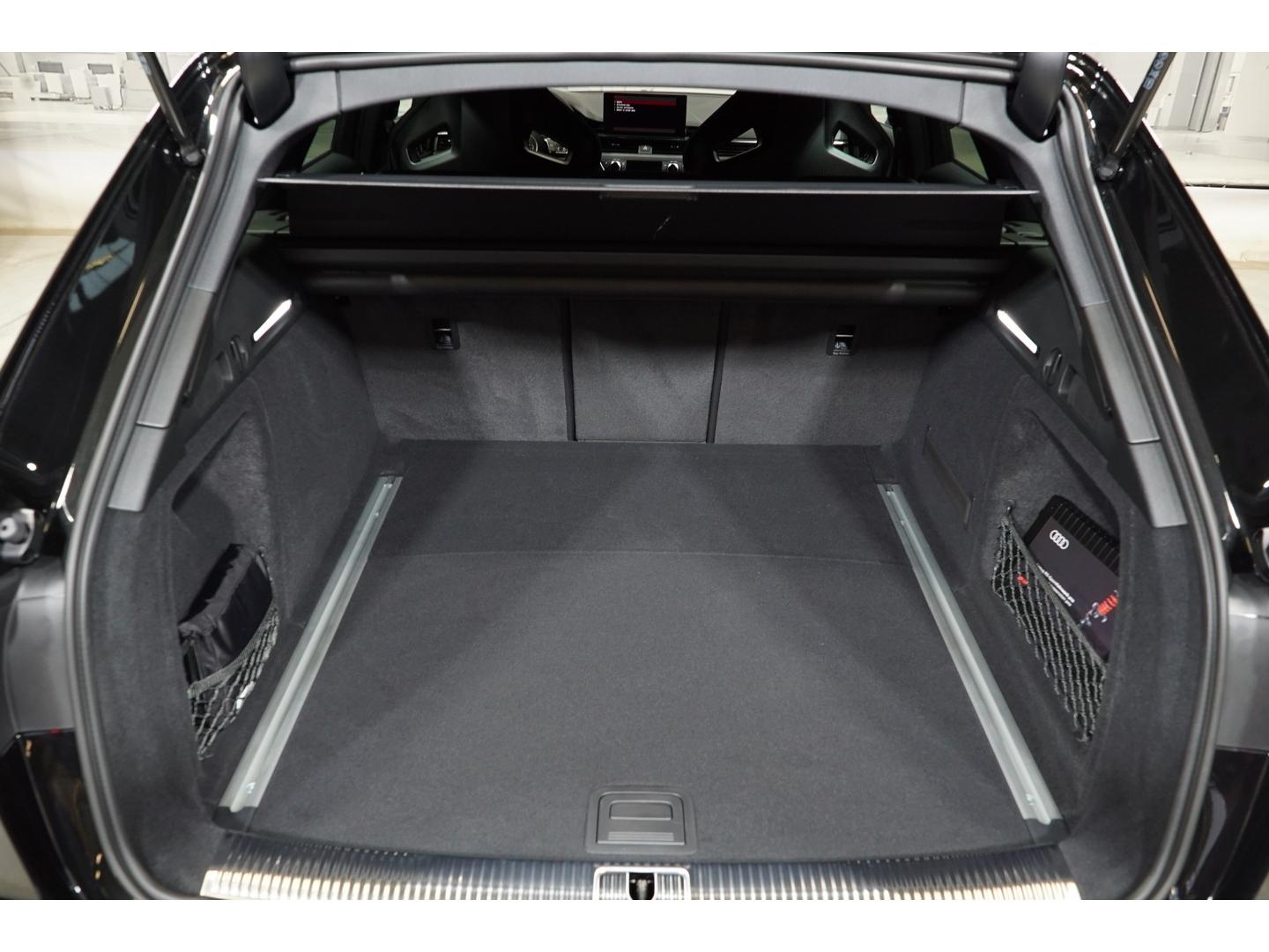 Audi RS4 Avant EDITION 25 YEARS CARBON KERAMIK 300 KM