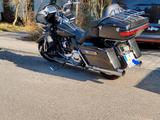 Harley-Davidson Road Glide Ultra - Motorräder in Berlin