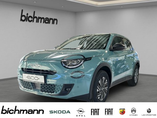 Fiat 600 Hybrid Sonderedition KlimaAT Navi SHZ RFK PD