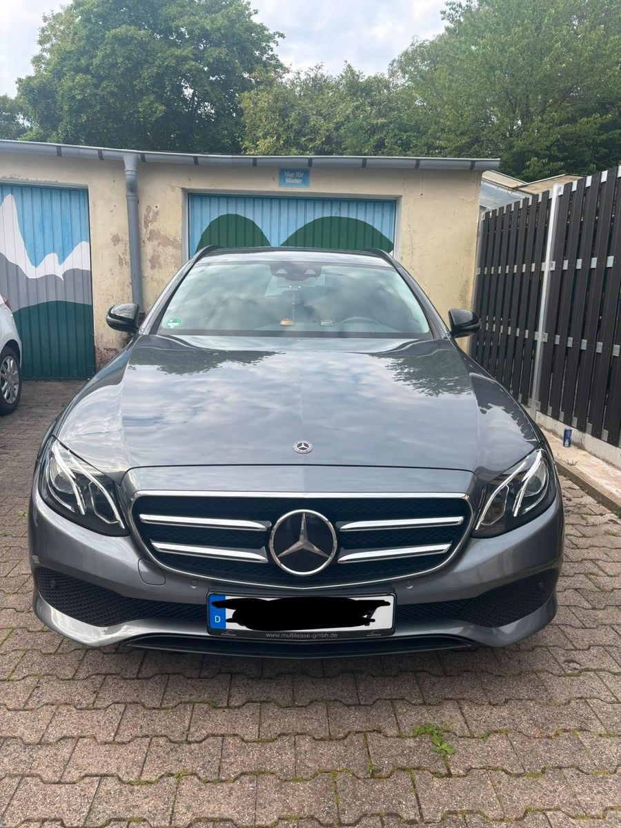 MERCEDES-BENZ Mercedes E 220d