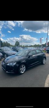 Audi A1 TFSI Sportback, KLIMAANLAGE, TEMPOMAT, HU neu - Audi A1: Von Privat