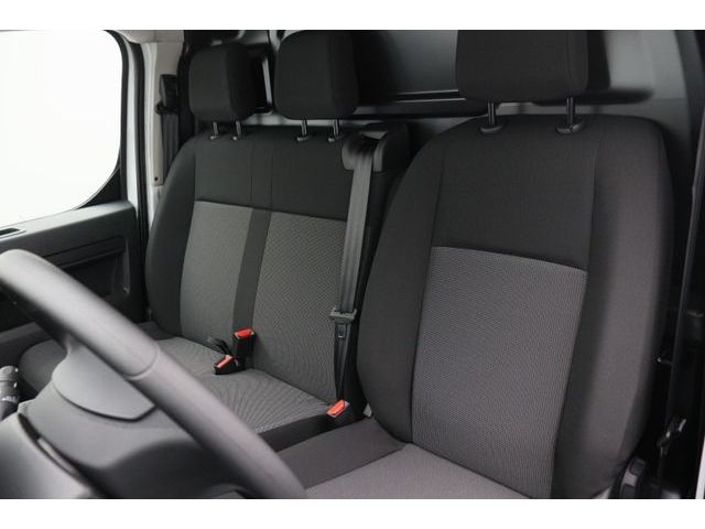 Fahrzeugabbildung Fiat Scudo Serie 1 Kastenwagen L2 1.5 MT6 AHK