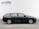 Skoda Octavia Combi DSG First Edition AHK/Digital/LED - Skoda Octavia: mit Navigationssystem