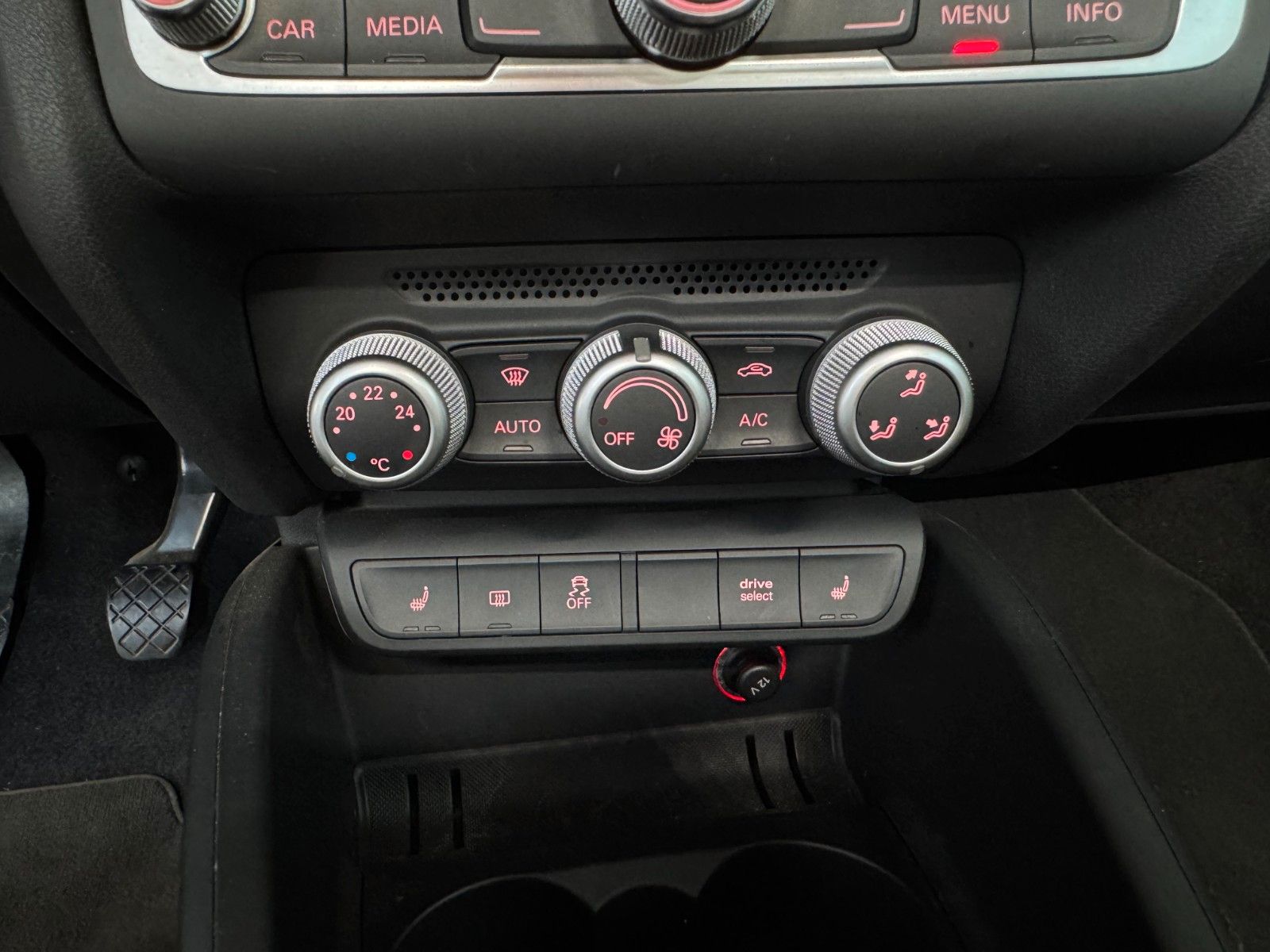 Fahrzeugabbildung Audi A1 1.4 TFSI sport   "Klimaautomatik Sitzheizung"