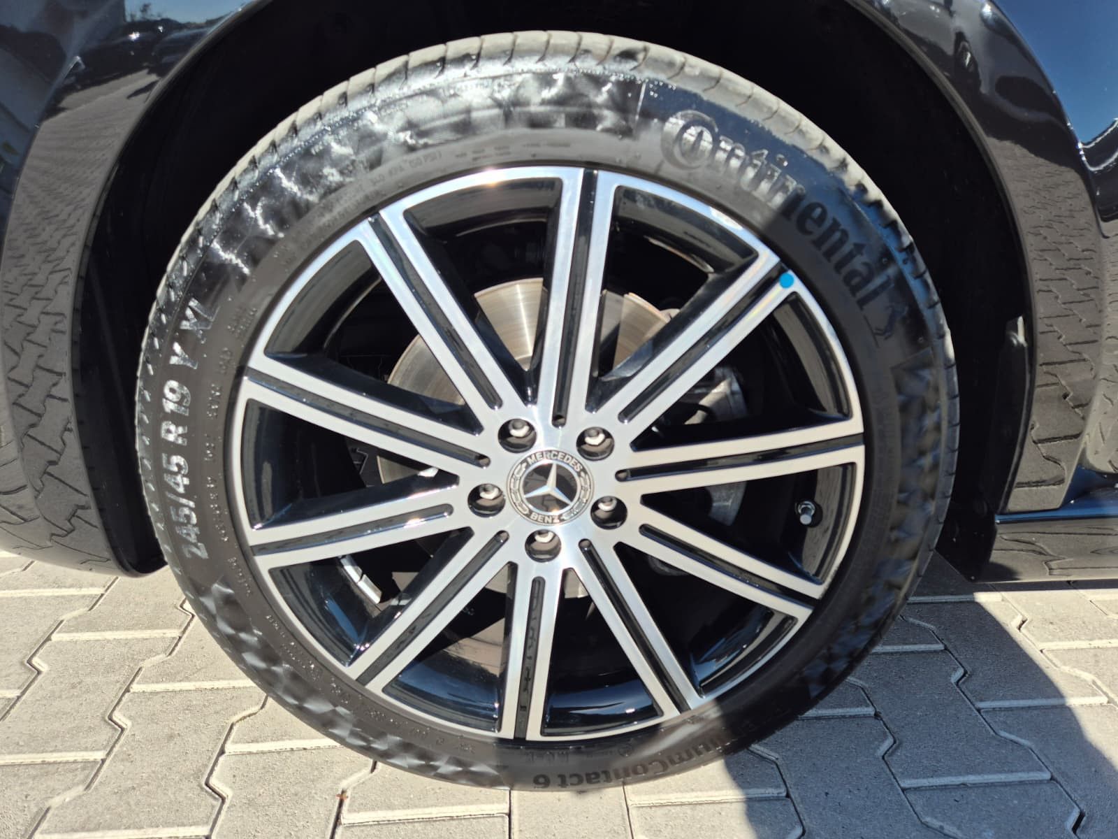 Fahrzeugabbildung Mercedes-Benz Vito 119 Tourer lang SELECT extralang LEDER*AHK