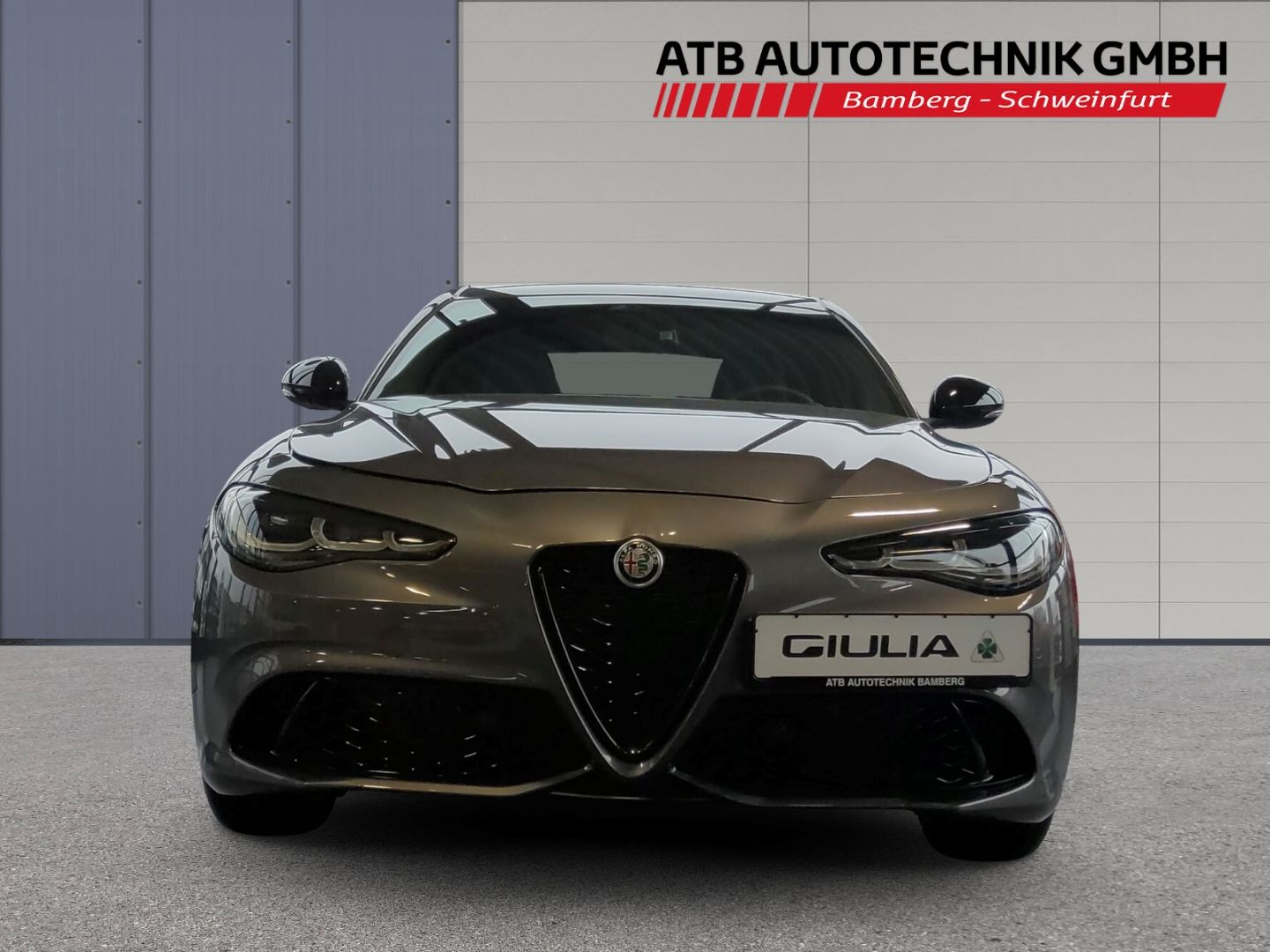 Fahrzeugabbildung Alfa Romeo Giulia Veloce 280PS Benzin Allrad Tech Paket