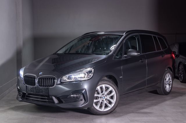 BMW 220 Gran Tourer xDrive Sport Line Pano/HUD/AHK