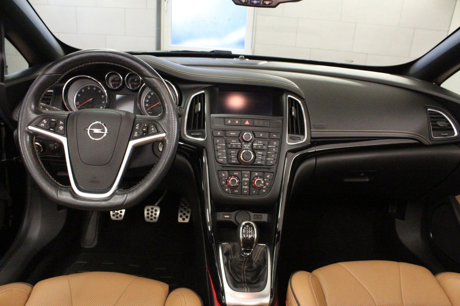 Fahrzeugabbildung Opel Cascada 1.4 Turbo 103kW ecoFLEX Active