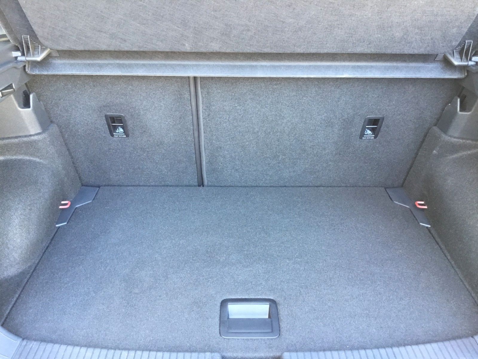 Fahrzeugabbildung Volkswagen T-Cross 1.5 TSI DSG GOAL+AHK+17"+ACC+Kamera