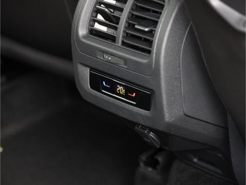 Volkswagen Touran Comfortline 1.5 TSI DSG 7-Sitzer