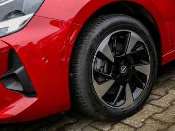 Opel Corsa F e GS Line Kamera OPC-Line-Paket LED