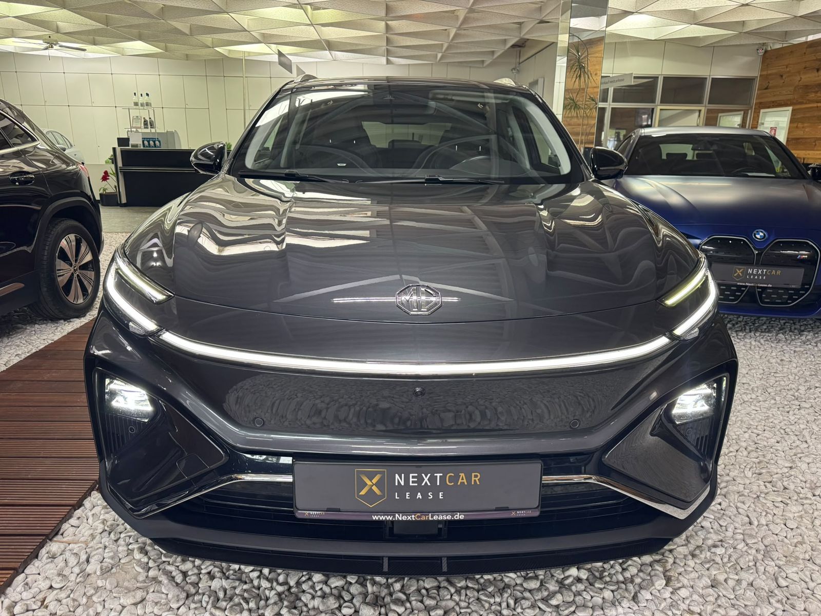 MG Marvel R Performance BOSE Pano Sitzbelüftung Mem imagem 2