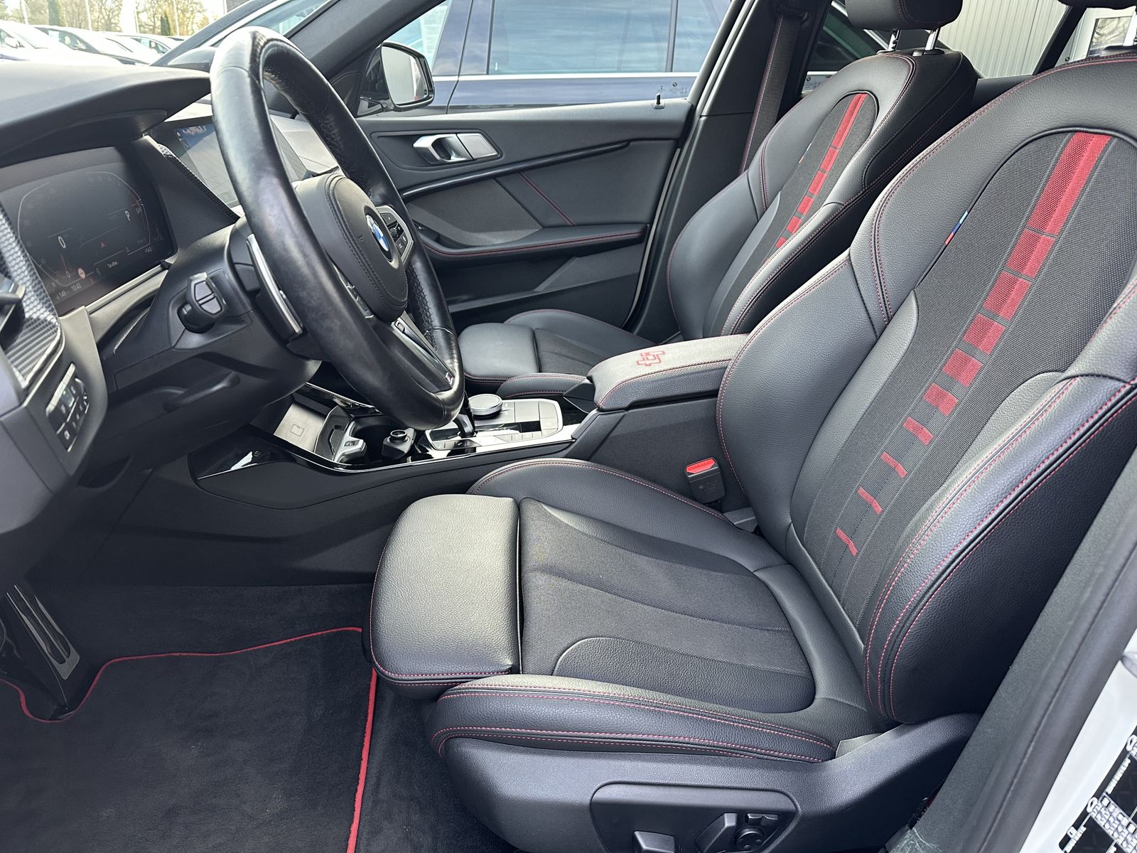 Fahrzeugabbildung BMW 128ti 5-Türer Sport-Aut. NAV+LED+ACC+KAMERA+18ZO