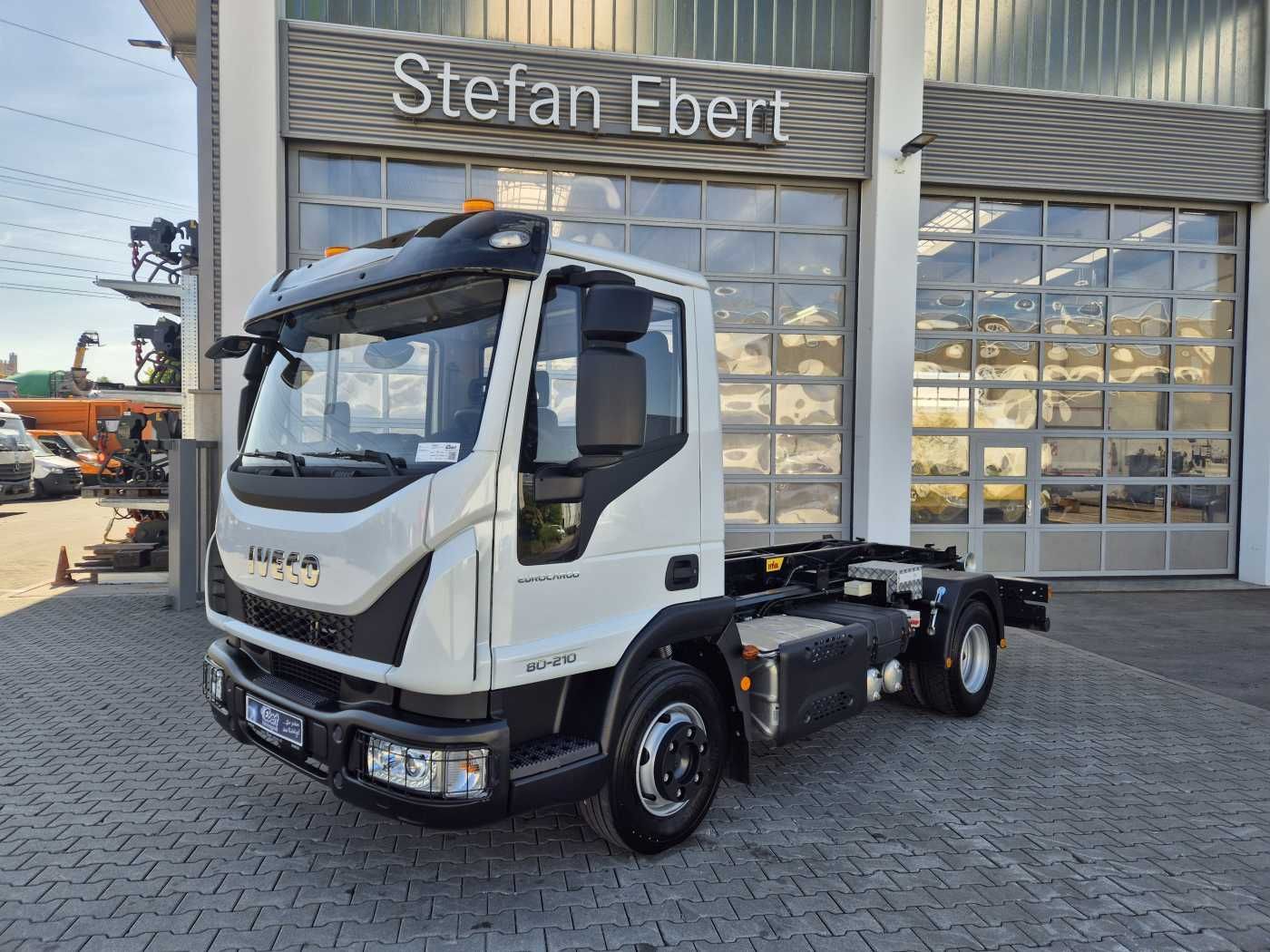 Fahrzeugabbildung Iveco Eurocargo ML80E21K 4x2 Hyva 05-32-K-DIN-BF 2xAHK