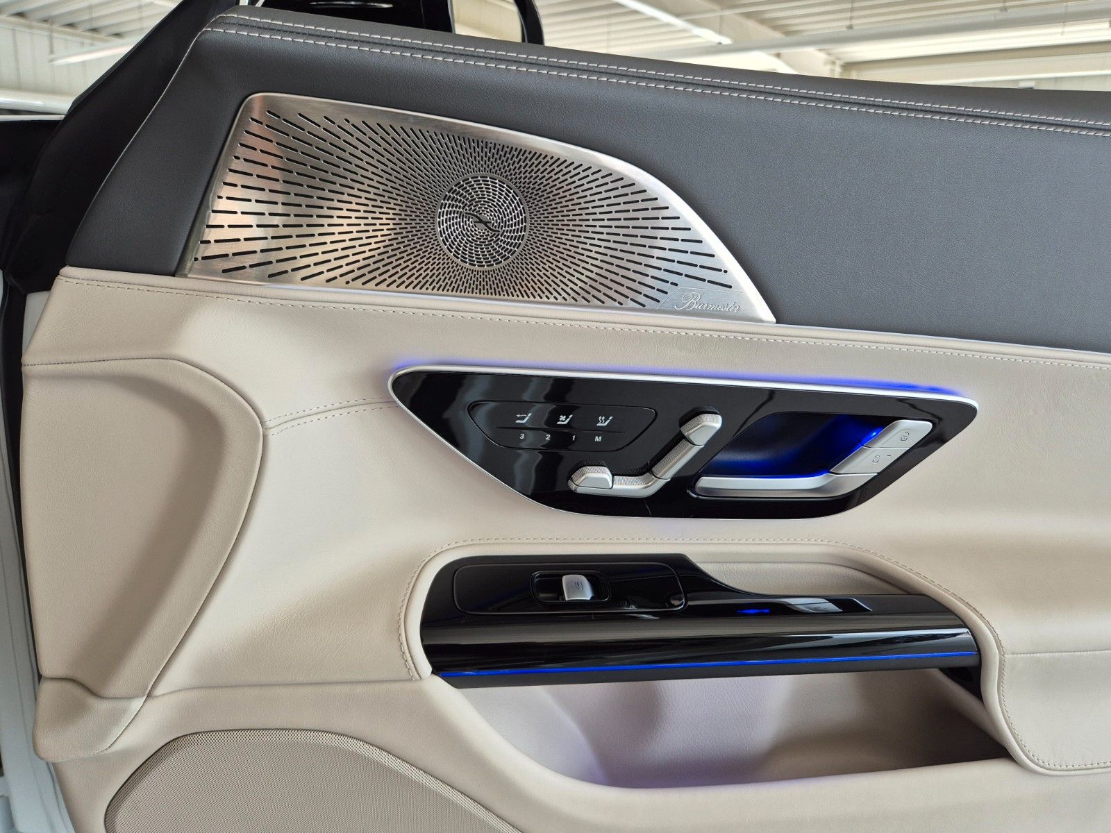 Fahrzeugabbildung Mercedes-Benz SL 55 AMG/Designo Lack+Manufaktur Interieur