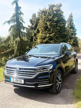 Volkswagen Touareg 3.0 V6 TFSI 250kW 4MOT AHK/Pano. - Volkswagen Touareg mit Benzin-Antrieb: Geländewagen, 3.2