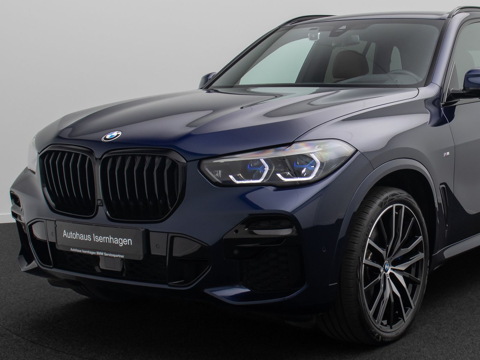 Fahrzeugabbildung BMW X5 xD40i  M Sport 360&deg;Laser HUD DAB H/K 22Zoll