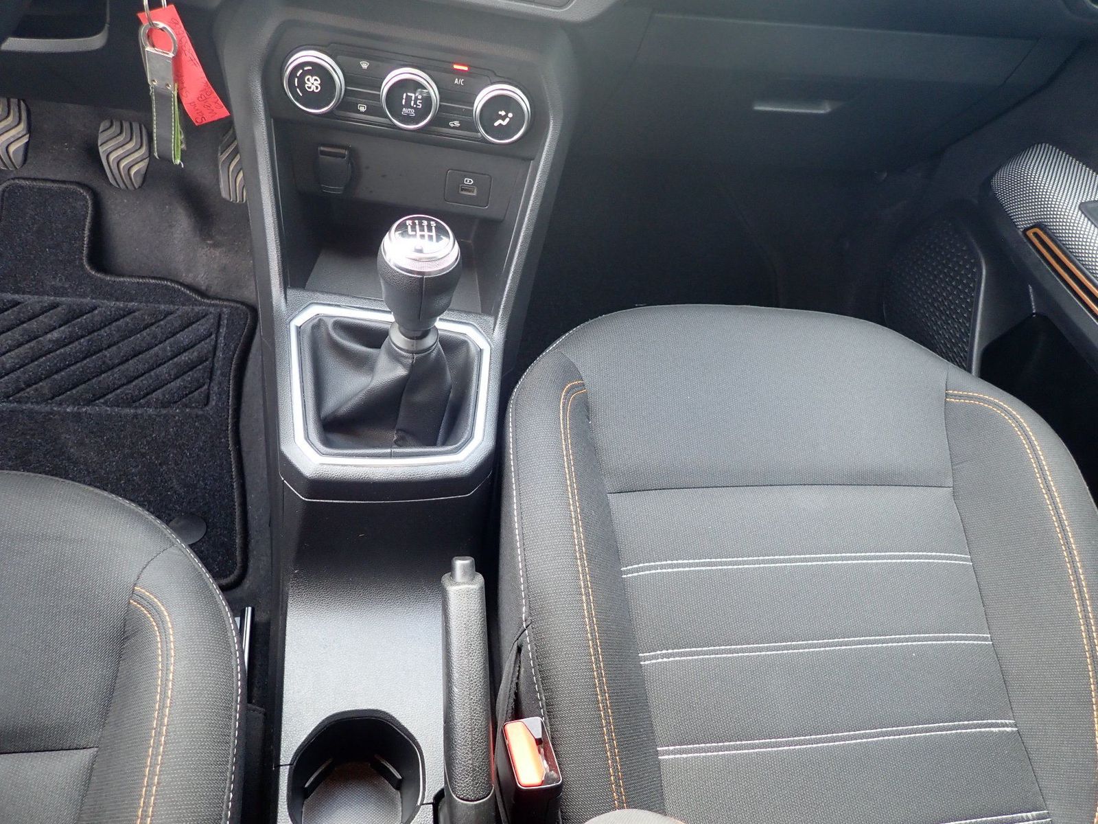 Fahrzeugabbildung Dacia Sandero Stepway Comfort TCe 90