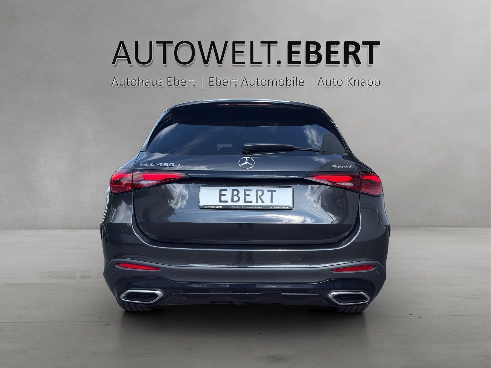Fahrzeugabbildung Mercedes-Benz GLC450d AMG Prem+ DISTRO Pano AHK Memo HUD KeyGo