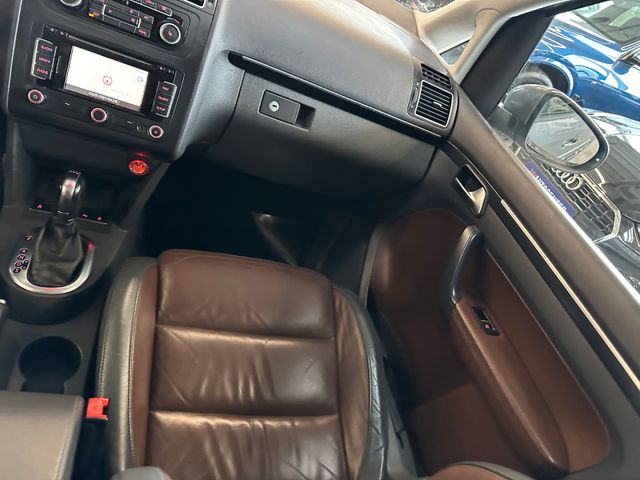 Volkswagen Touran Highline *AHK*Xenon*DAB*Klima*Navi*Kamera