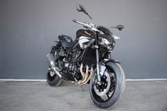 KAWASAKI Z 900 2025 /ABS+KQS+KTRC/Sofort Verfügbar!