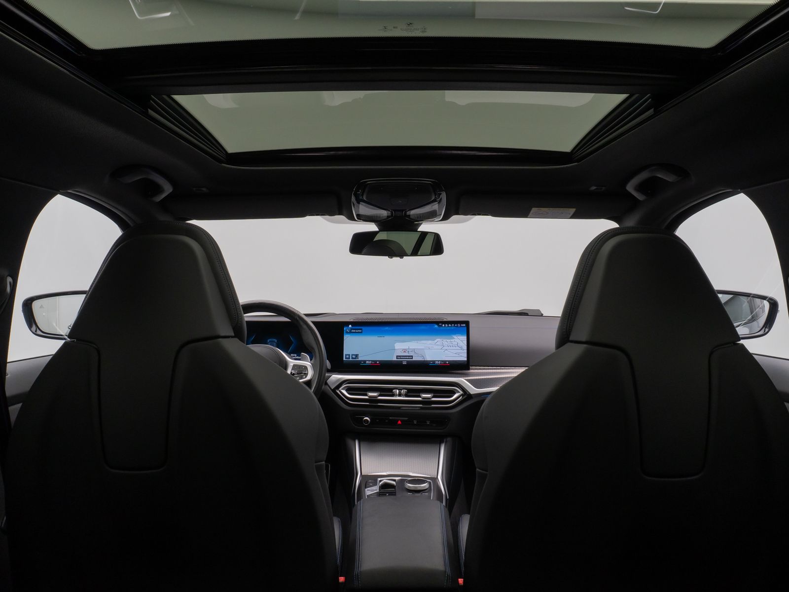 Fahrzeugabbildung BMW 330d M Sport Pro Panorama Kamera DAB H/K HUD