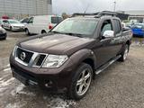 Nissan Navara Pickup Double Cab LE 4X4 - gebrauchte Nissan Navara aus dem Jahr 2010