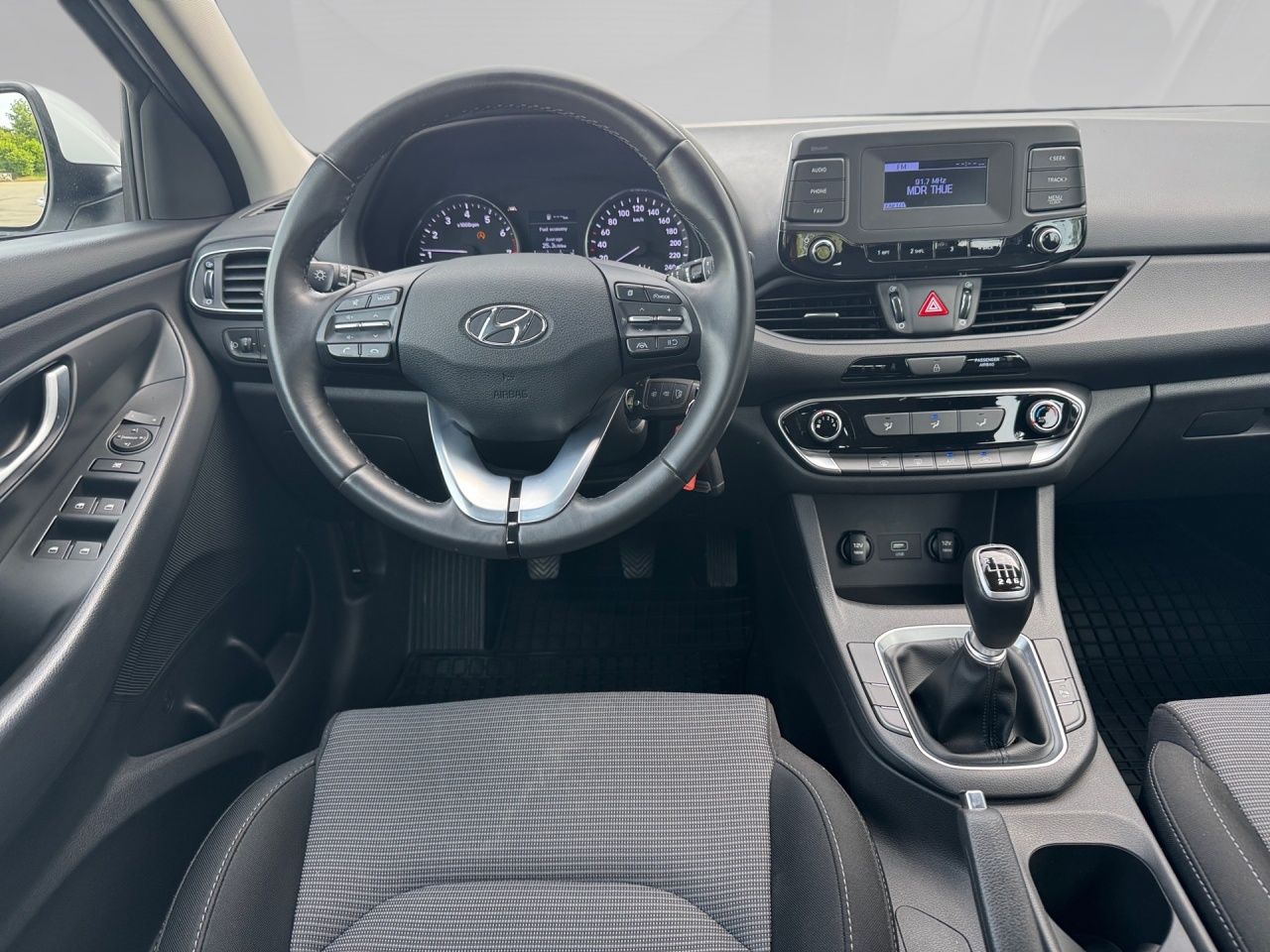 Fahrzeugabbildung Hyundai i30 1.0 T-GDI TEMPOMAT*KLIMA*DAB*ZV*BT*USB*ARMLE
