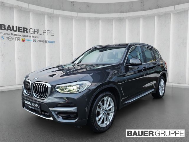 BMW X3 xDrive 20 d Luxury Line Pano-Dach AHK Live Co