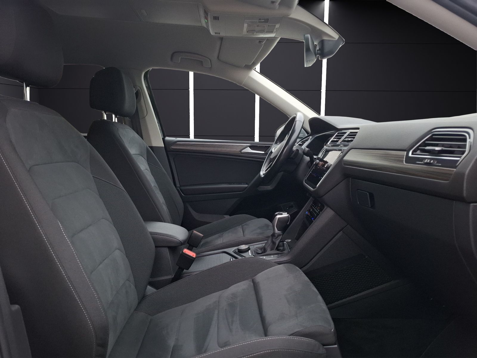 Fahrzeugabbildung Volkswagen Tiguan Allspace TDI Elegance DSG 4M Matrix Navi