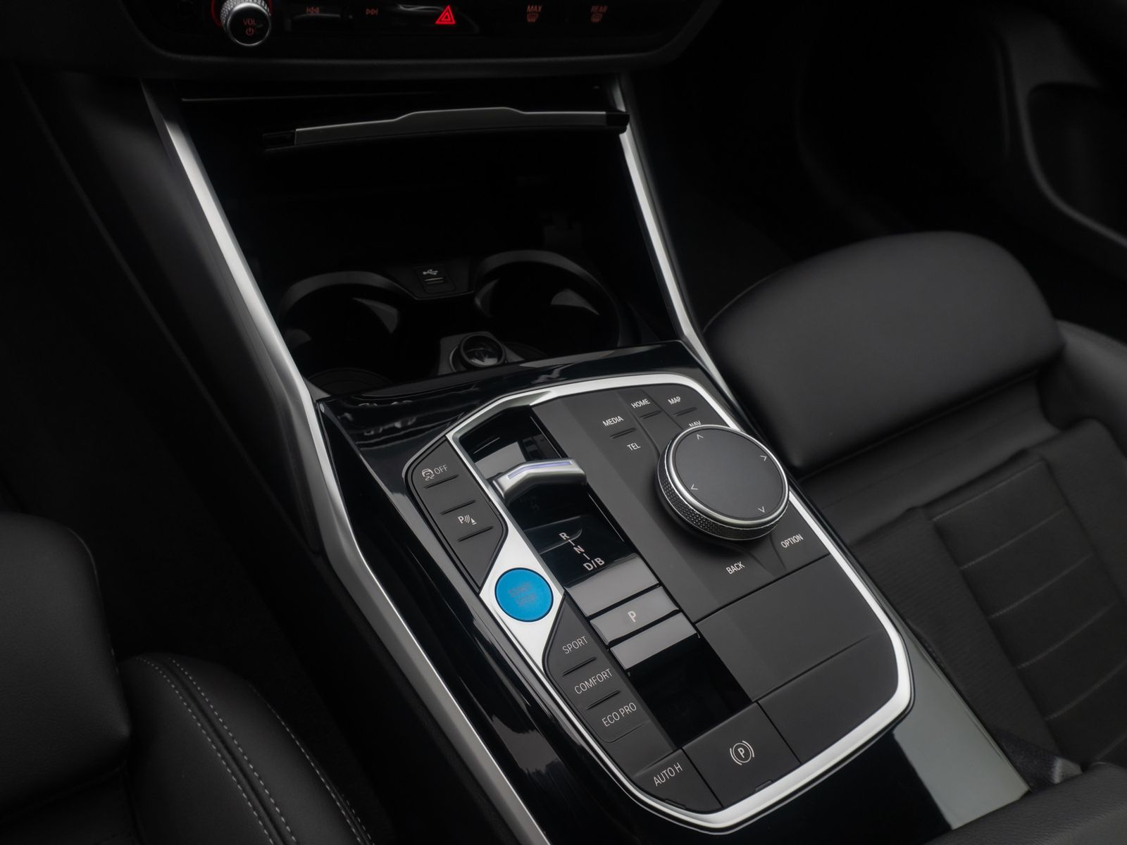 Fahrzeugabbildung BMW i4 eD40 GC Kamera HiFi GeschwindigReg Widscreen