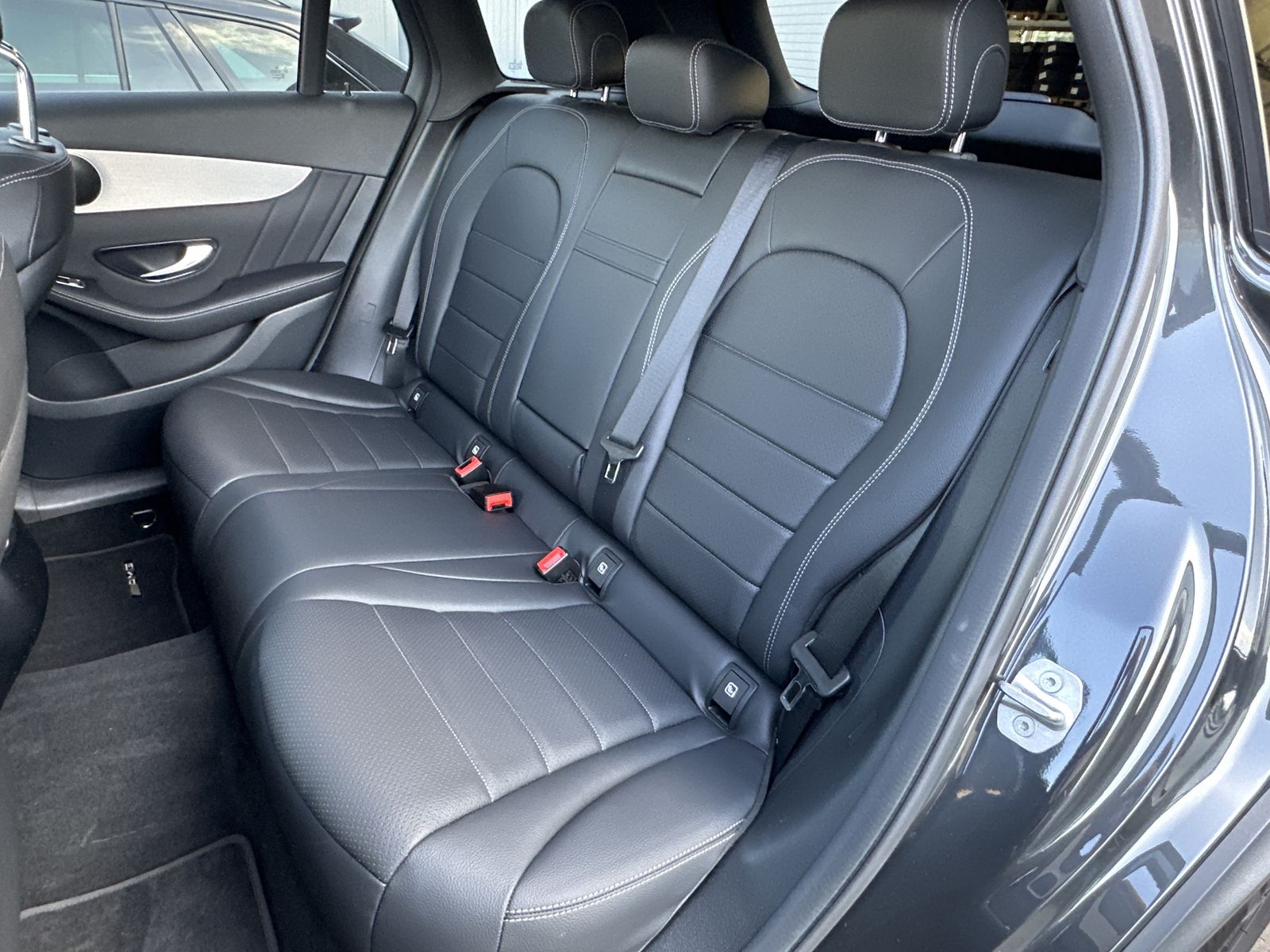 Fahrzeugabbildung Mercedes-Benz GLC 300de 4Matic AMG-Line NAV+LED+KAMERA+HEAD-UP