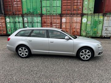 Audi A6 - 4