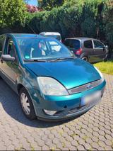 Ford Fiesta ghia 1.6 benzin - Ford Fiesta aus 2002: Ghia