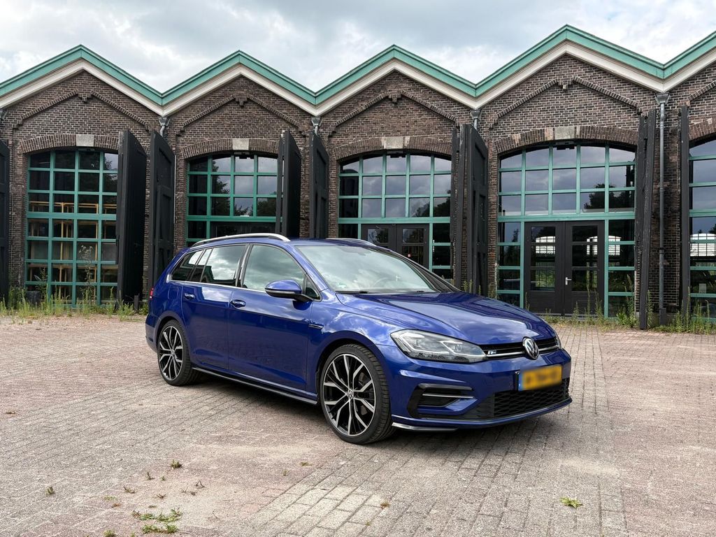Image of Volkswagen Golf