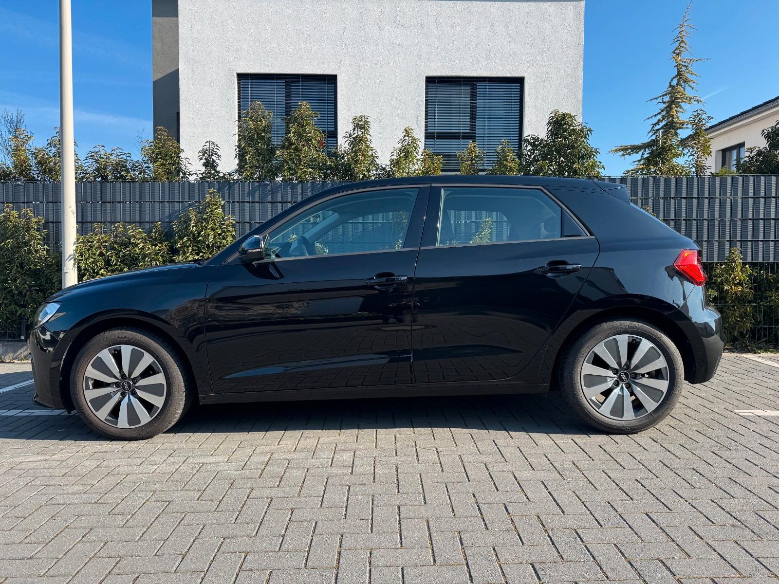 Audi A1 25 TFSI S tronic Sportback LED