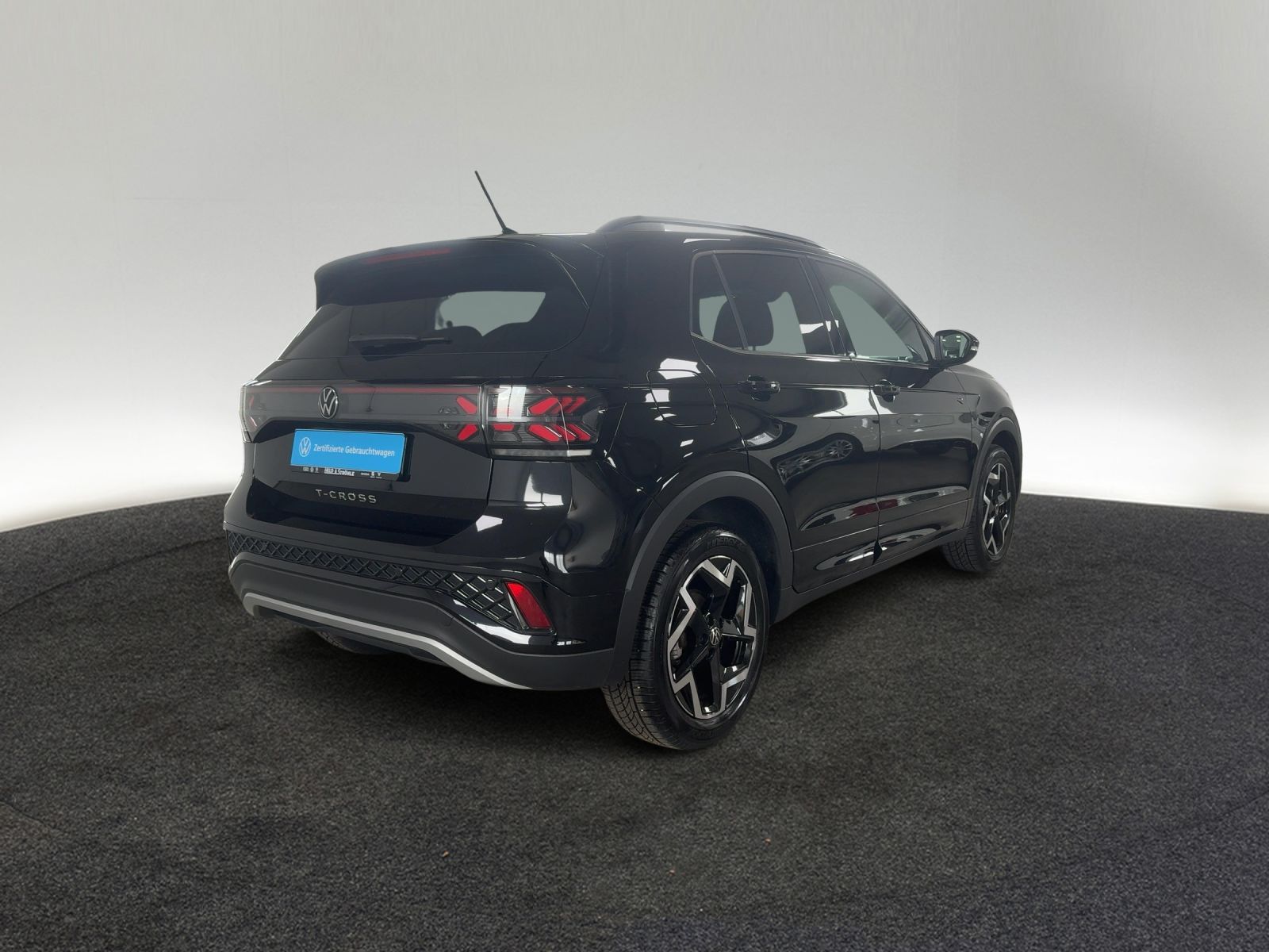 Volkswagen T-Cross R-LINE 1.0 TSI DSG IQ.LED TRAVEL NAV SHZ foto 4